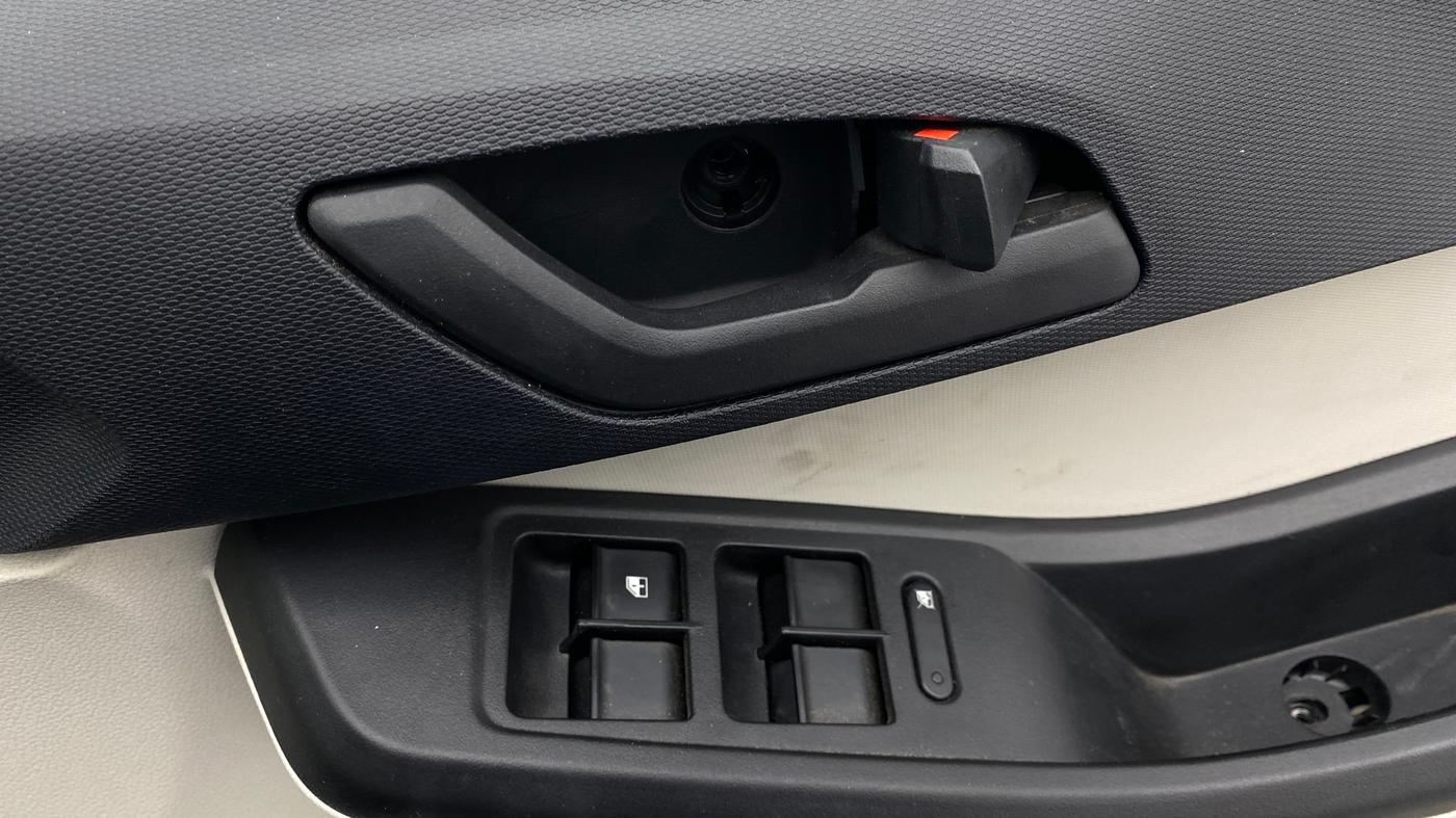 2024 Tata TIGOR XZ PETROL, Petrol, Manual, 6,066 km, Driver Side Door Panels Control