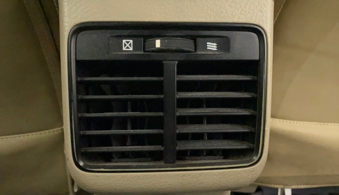 2015 Maruti Ciaz VXI+, Petrol, Manual, 94,950 km, Rear AC Vents