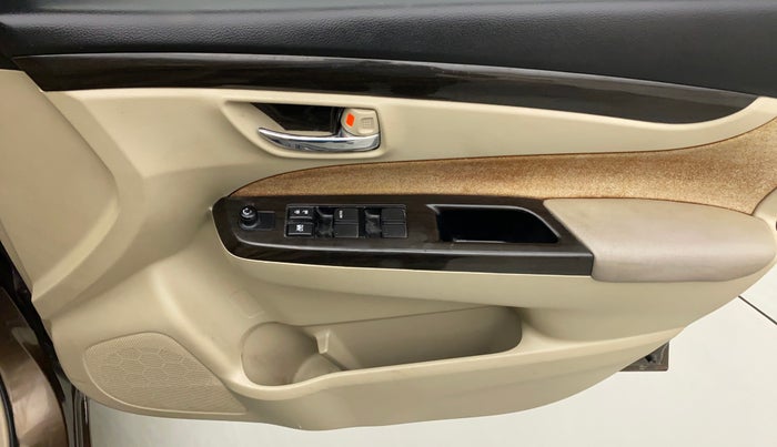 2015 Maruti Ciaz VXI+, Petrol, Manual, 94,950 km, Driver Side Door Panels Control