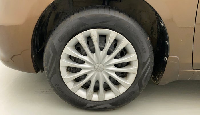 2015 Maruti Ciaz VXI+, Petrol, Manual, 94,950 km, Left Front Wheel