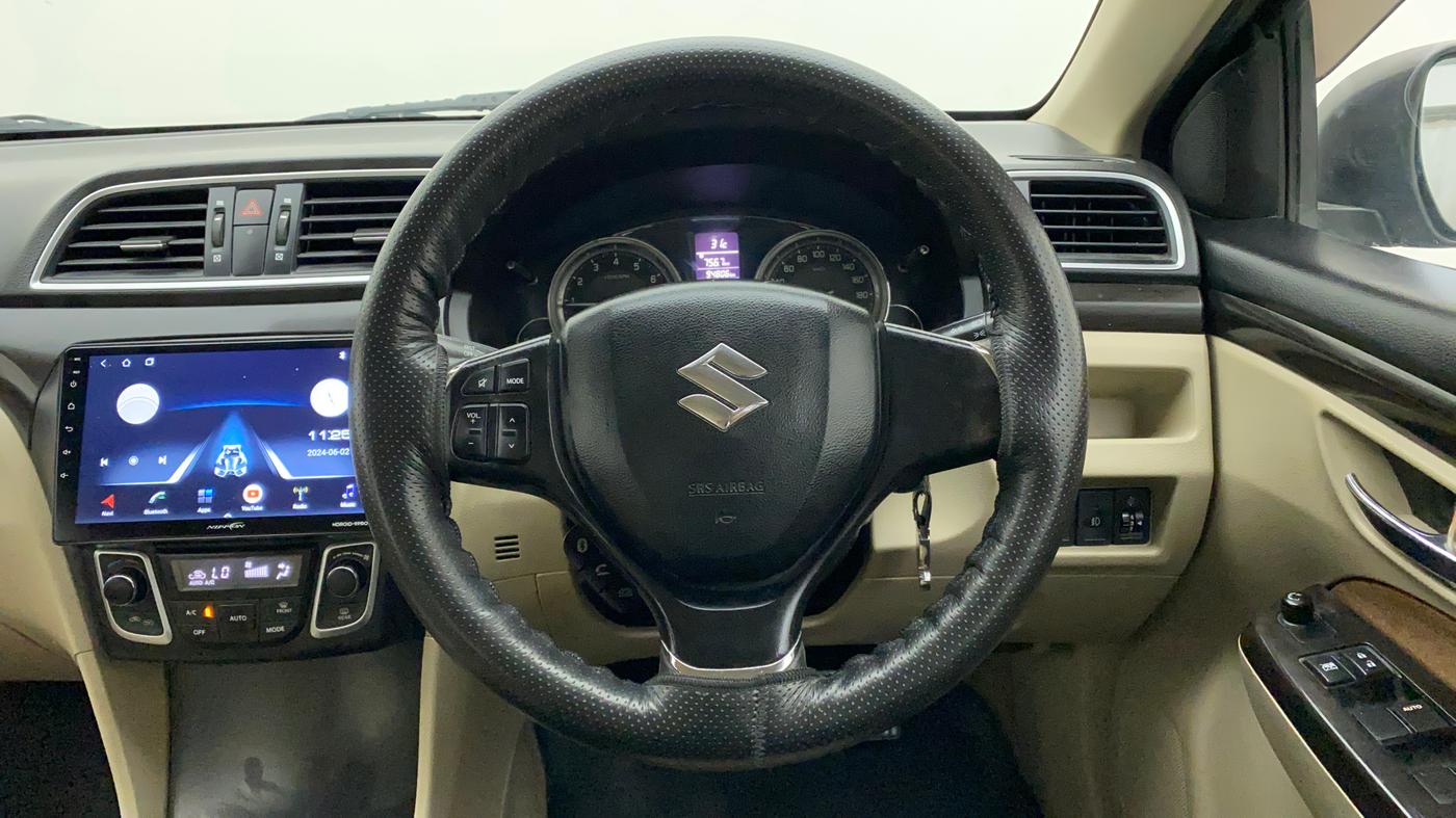 2015 Maruti Ciaz VXI+, Petrol, Manual, 94,950 km, Steering Wheel Close Up