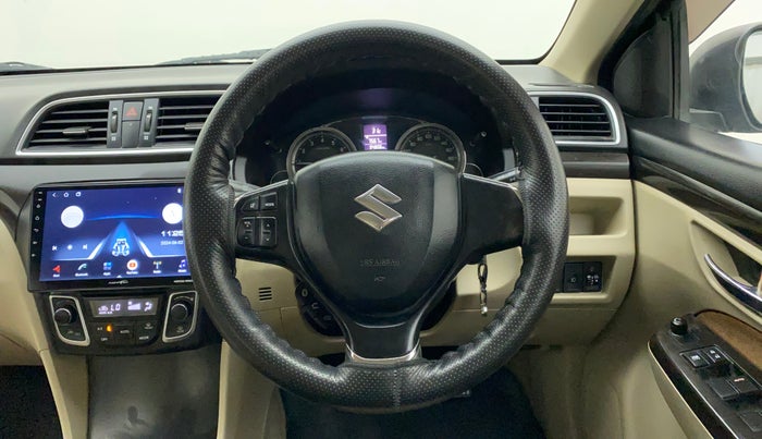 2015 Maruti Ciaz VXI+, Petrol, Manual, 94,950 km, Steering Wheel Close Up