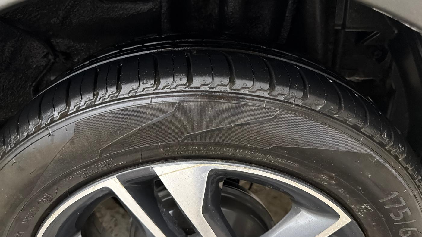 2021 Tata Tiago XZ PLUS PETROL, Petrol, Manual, 50,774 km, Left Rear Tyre Tread