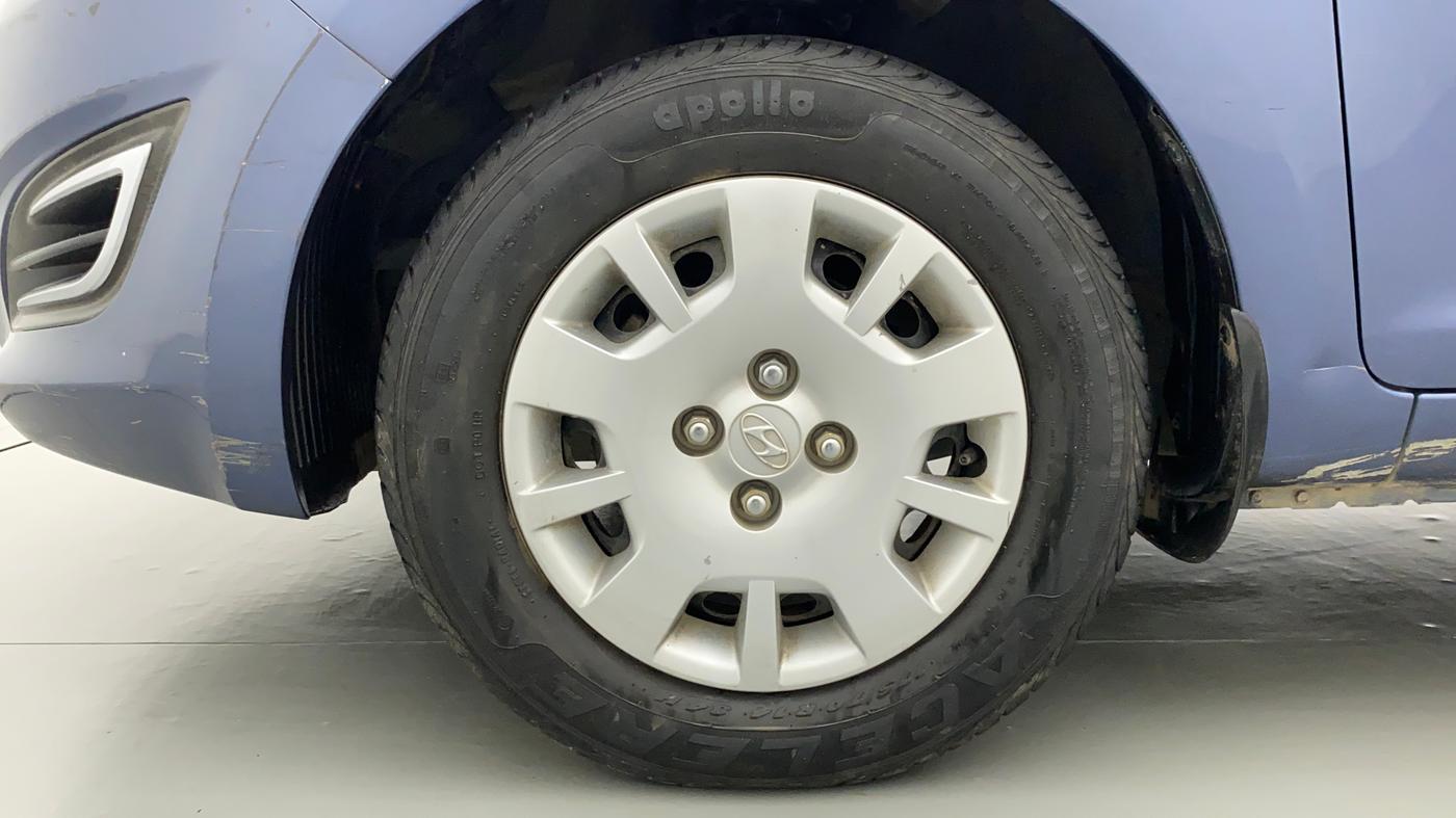 2013 Hyundai i20 MAGNA (O) 1.2, Petrol, Manual, 29,328 km, Left Front Wheel