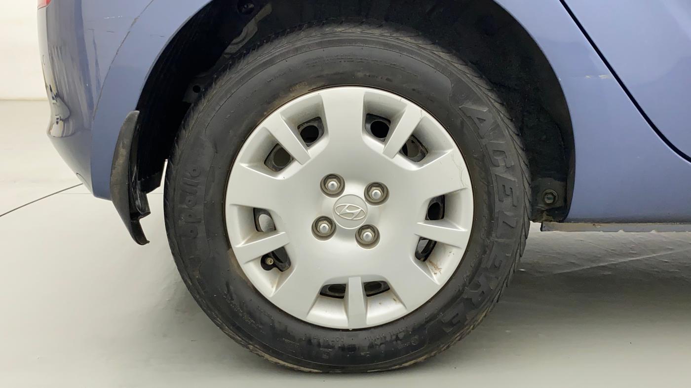 2013 Hyundai i20 MAGNA (O) 1.2, Petrol, Manual, 29,328 km, Right Rear Wheel