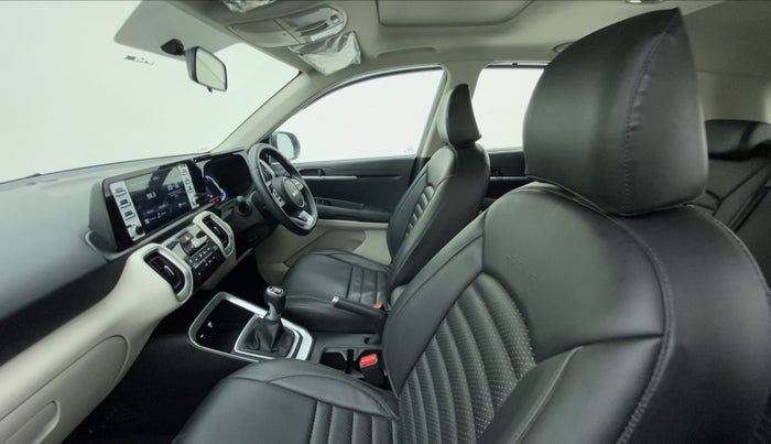 2022 KIA SONET HTX 1.5 DIESEL, Diesel, Manual, 7,970 km, Right Side Front Door Cabin