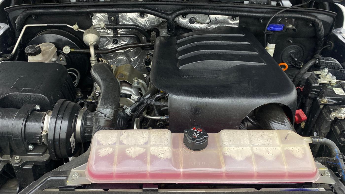 2022 Mahindra Thar LX PETROL HT 4WD AT, Petrol, Automatic, 20,807 km, Engine View