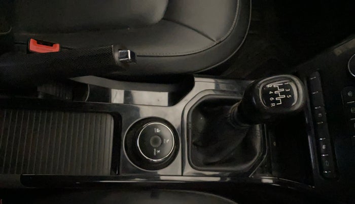 2022 Tata NEXON XZ PLUS DIESEL DARK EDITION, Diesel, Manual, 93,142 km, Gear Lever