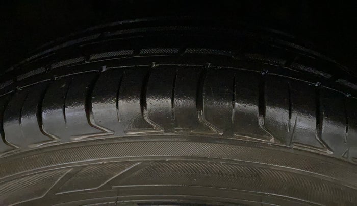 2022 Tata NEXON XZ PLUS DIESEL DARK EDITION, Diesel, Manual, 93,142 km, Left Front Tyre Tread