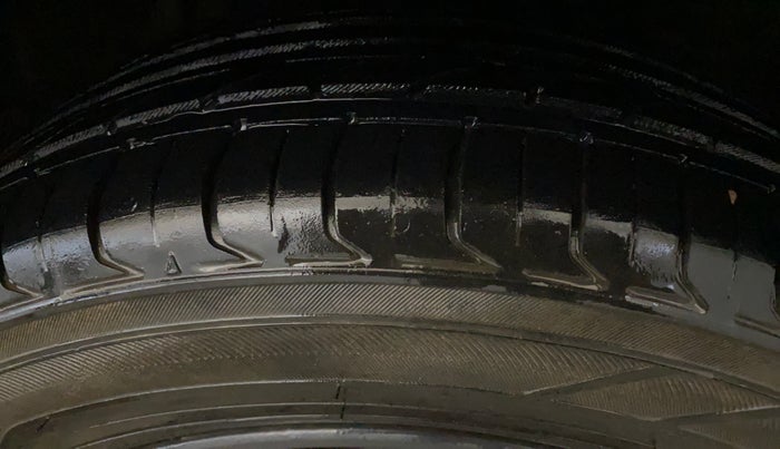 2022 Tata NEXON XZ PLUS DIESEL DARK EDITION, Diesel, Manual, 93,142 km, Right Front Tyre Tread