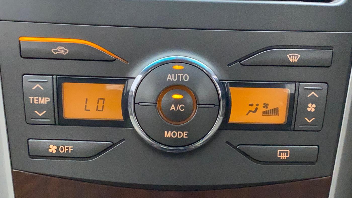 2012 Toyota Corolla Altis GL PETROL, Petrol, Manual, 76,628 km, Automatic Climate Control