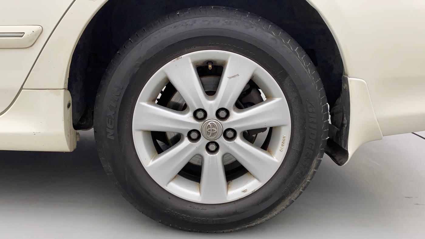 2012 Toyota Corolla Altis GL PETROL, Petrol, Manual, 76,628 km, Left Rear Wheel