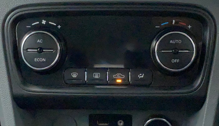2018 Tata TIGOR XZ (O) PETROL, Petrol, Manual, 28,030 km, Automatic Climate Control