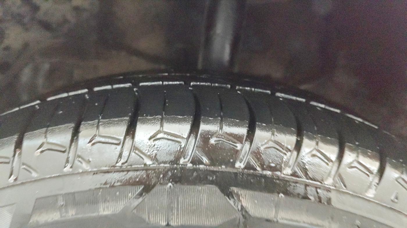 2019 Tata Zest XE PETROL, CNG, Manual, 72,673 km, Left Front Tyre Tread