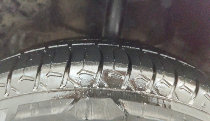 2019 Tata Zest XE PETROL, CNG, Manual, 72,673 km, Left Front Tyre Tread