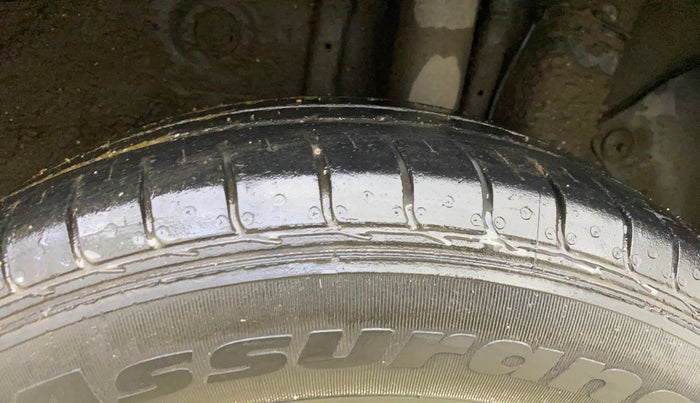 2017 Hyundai Elite i20 MAGNA EXECUTIVE 1.2, Petrol, Manual, 38,194 km, Left Rear Tyre Tread