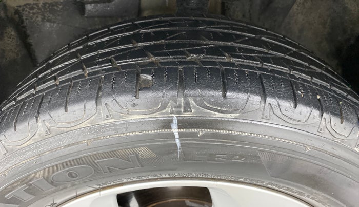 2017 Jeep Compass LIMITED 1.4 AT, Petrol, Automatic, 22,590 km, Left Front Tyre Tread