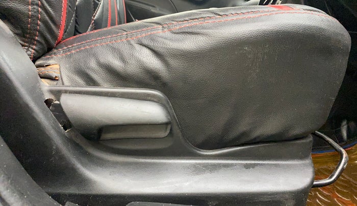 2013 Maruti Swift LDI, Diesel, Manual, 1,09,130 km, Driver Side Adjustment Panel