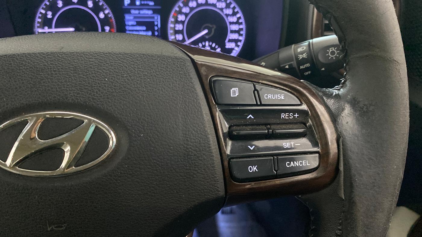 2020 Hyundai VENUE SX PLUS 1.0 TURBO DCT, Petrol, Automatic, 1,04,187 km, Adaptive Cruise Control