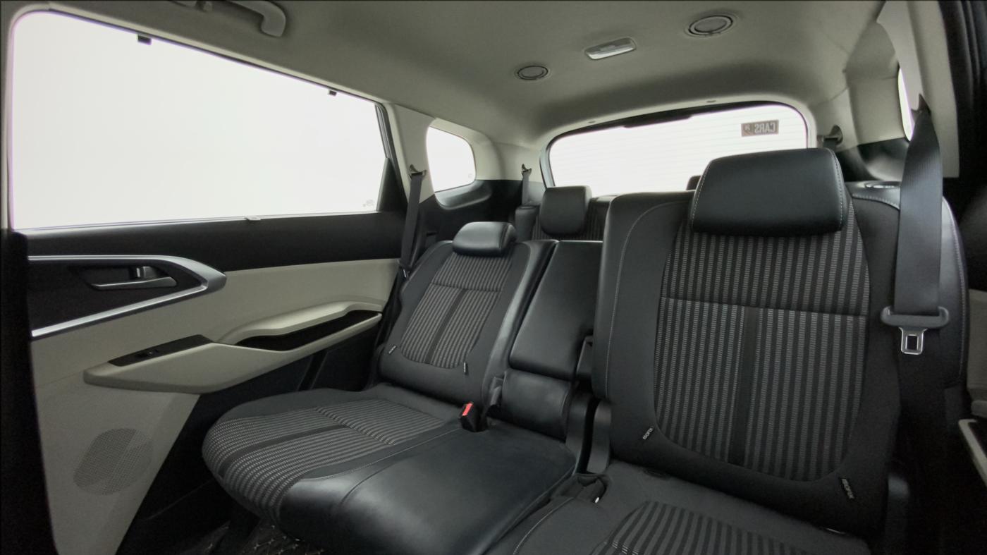 2022 KIA CARENS PRESTIGE PLUS 1.4 PETROL 7 STR, Petrol, Manual, 11,665 km, Reclining Back Row Seats