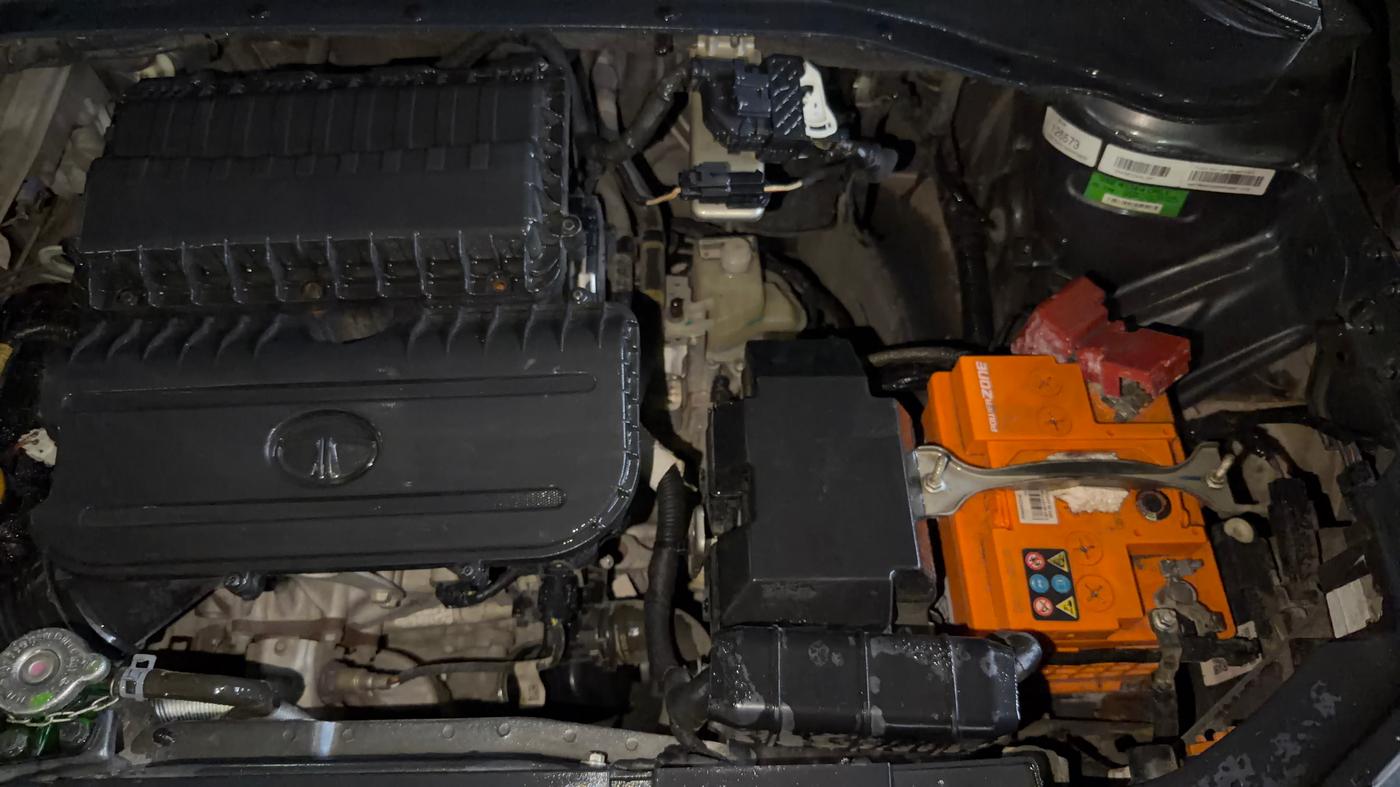 2021 Tata PUNCH ACCOMPLISHED AMT, Petrol, Automatic, 46,898 km, Engine View - Left