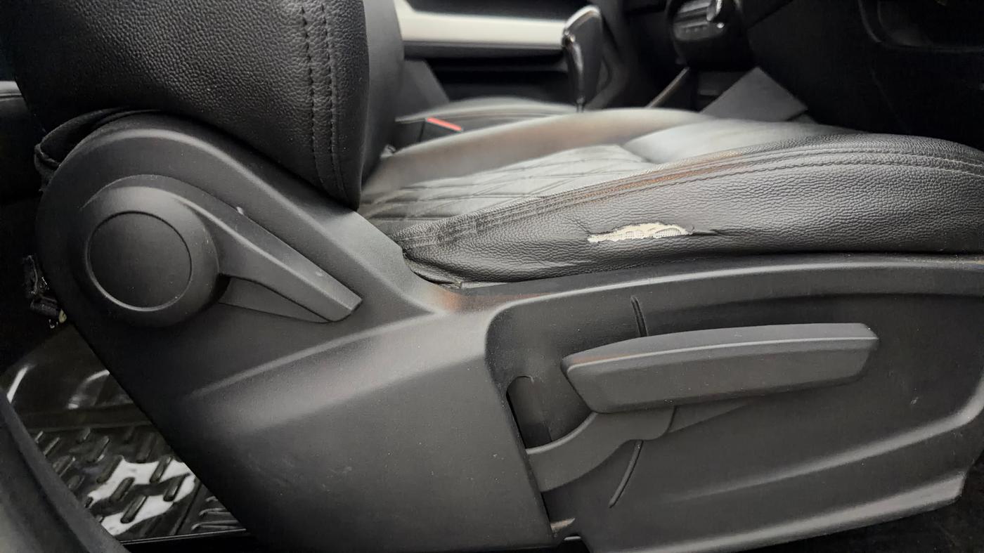2021 Tata PUNCH ACCOMPLISHED AMT, Petrol, Automatic, 46,898 km, Driver Side Adjustment Panel