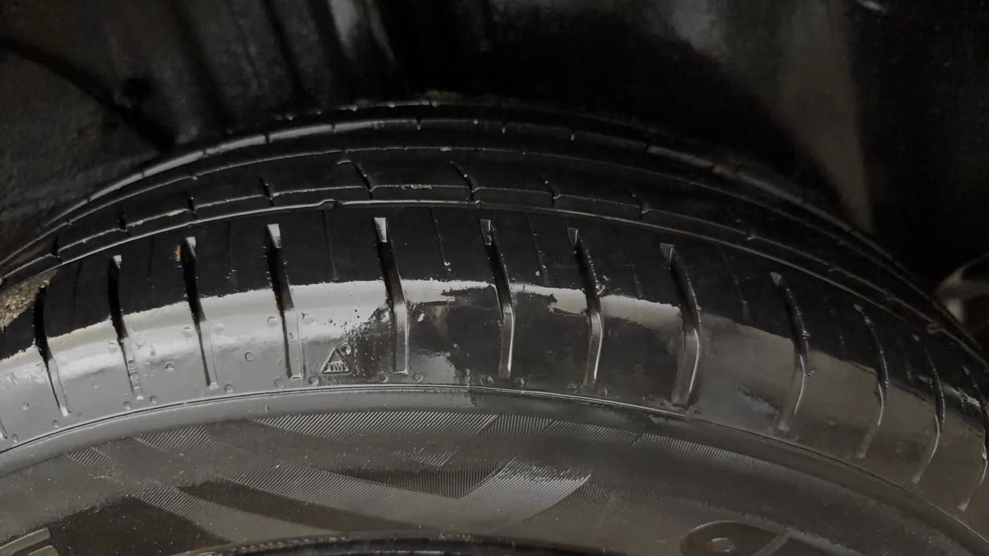 2021 Tata PUNCH ACCOMPLISHED AMT, Petrol, Automatic, 46,898 km, Left Rear Tyre Tread