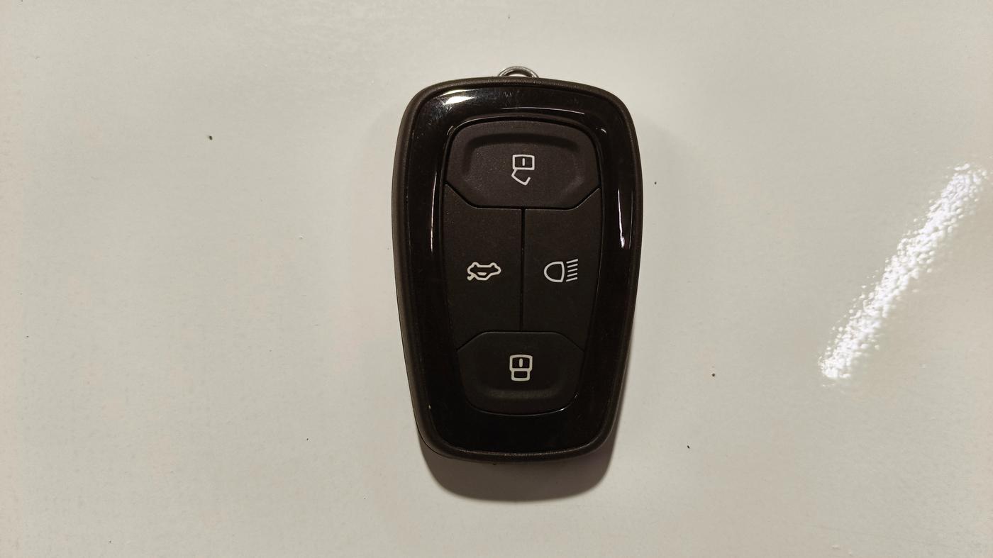 2020 Tata ALTROZ XZ PETROL, Petrol, Manual, 38,895 km, Key Close Up