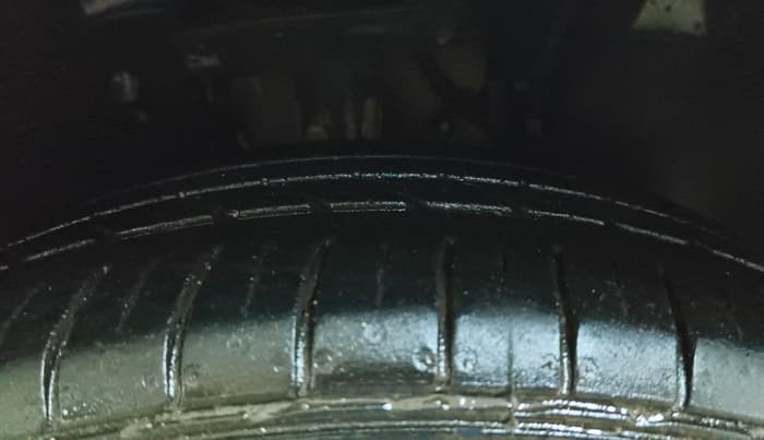 2020 Tata ALTROZ XZ PETROL, Petrol, Manual, 38,895 km, Right Front Tyre Tread