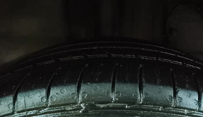 2020 Tata ALTROZ XZ PETROL, Petrol, Manual, 38,895 km, Right Rear Tyre Tread