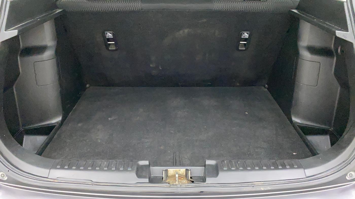2019 Maruti Vitara Brezza VDI, Diesel, Manual, 82,773 km, Boot Inside