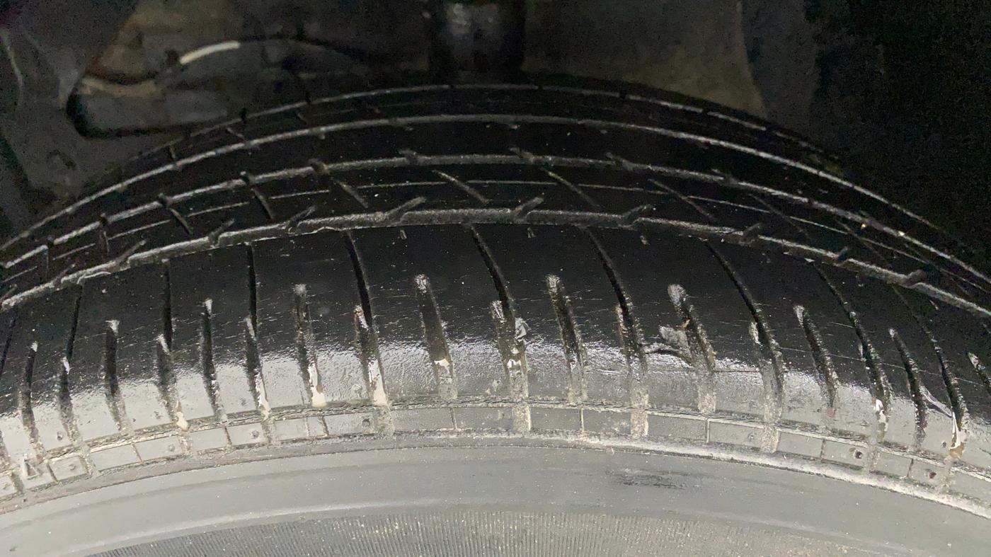 2019 Maruti Vitara Brezza VDI, Diesel, Manual, 82,773 km, Left Front Tyre Tread