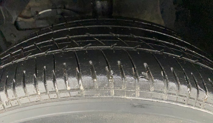 2019 Maruti Vitara Brezza VDI, Diesel, Manual, 82,773 km, Left Front Tyre Tread