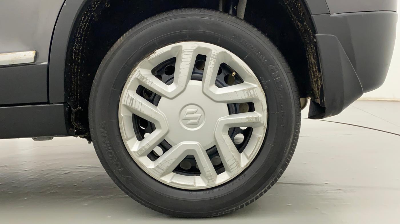 2019 Maruti Vitara Brezza VDI, Diesel, Manual, 82,773 km, Left Rear Wheel