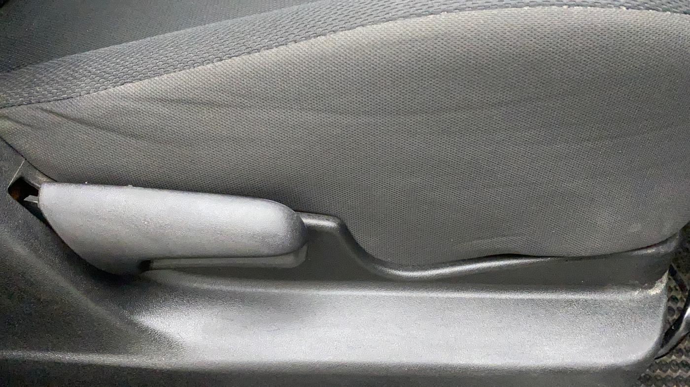 2019 Maruti Vitara Brezza VDI, Diesel, Manual, 82,773 km, Driver Side Adjustment Panel