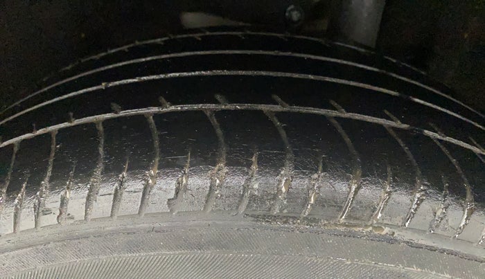 2019 Maruti Vitara Brezza VDI, Diesel, Manual, 82,773 km, Left Rear Tyre Tread