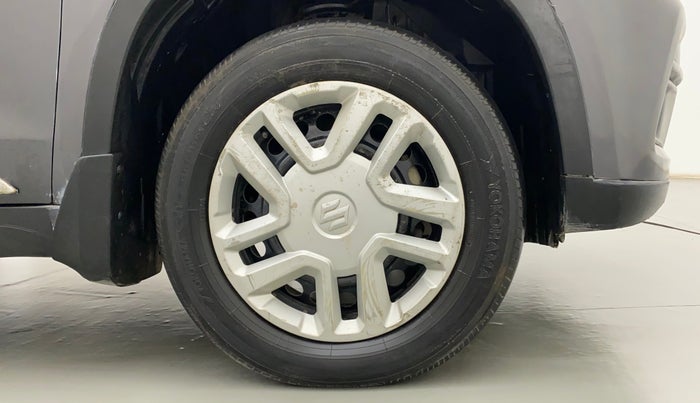 2019 Maruti Vitara Brezza VDI, Diesel, Manual, 82,773 km, Right Front Wheel