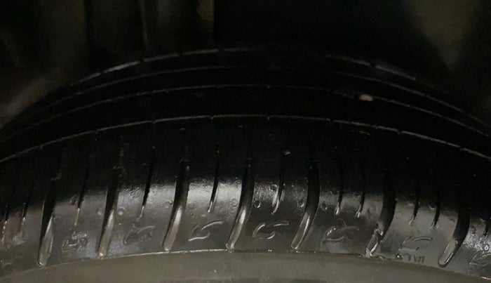 2022 Toyota URBAN CRUISER HIGH GRADE MT, Petrol, Manual, 25,190 km, Right Rear Tyre Tread