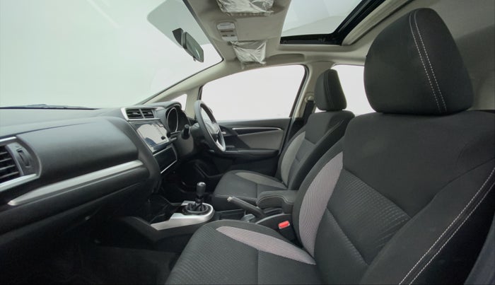 2018 Honda WR-V 1.2 i-VTEC VX MT, Petrol, Manual, 8,037 km, Right Side Front Door Cabin