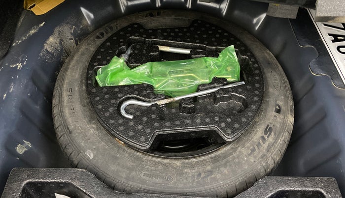 2018 Maruti Ciaz DELTA AT 1.5 SHVS PETROL, Petrol, Automatic, 47,525 km, Spare Tyre