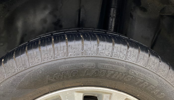 2018 Maruti Ciaz DELTA AT 1.5 SHVS PETROL, Petrol, Automatic, 47,525 km, Left Rear Tyre Tread