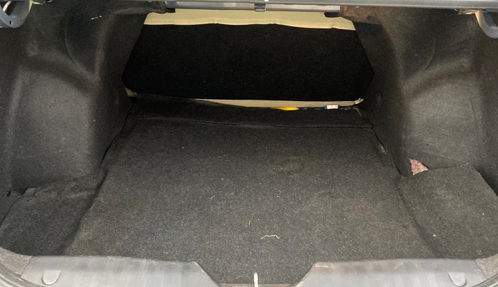 2018 Maruti Ciaz DELTA AT 1.5 SHVS PETROL, Petrol, Automatic, 47,525 km, Boot Inside