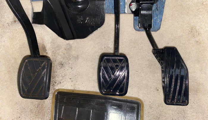 2019 Maruti Ertiga ZXI SHVS, Petrol, Manual, 55,697 km, Pedals