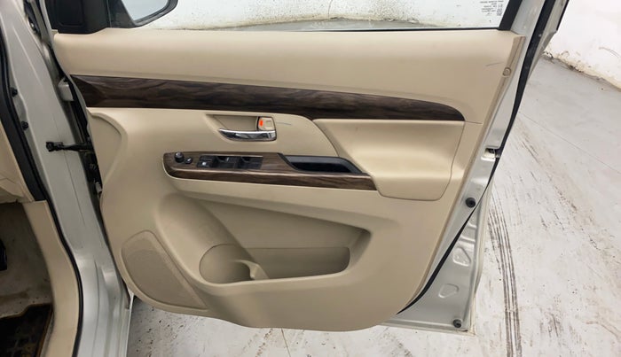 2019 Maruti Ertiga ZXI SHVS, Petrol, Manual, 55,697 km, Driver Side Door Panels Control