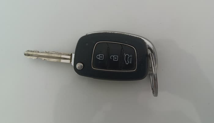 2016 Hyundai Elite i20 SPORTZ 1.2, Petrol, Manual, 73,712 km, Key Close Up
