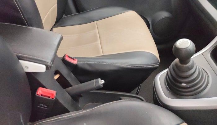 2013 Maruti Ritz VXI, Petrol, Manual, 79,103 km, Gear Lever