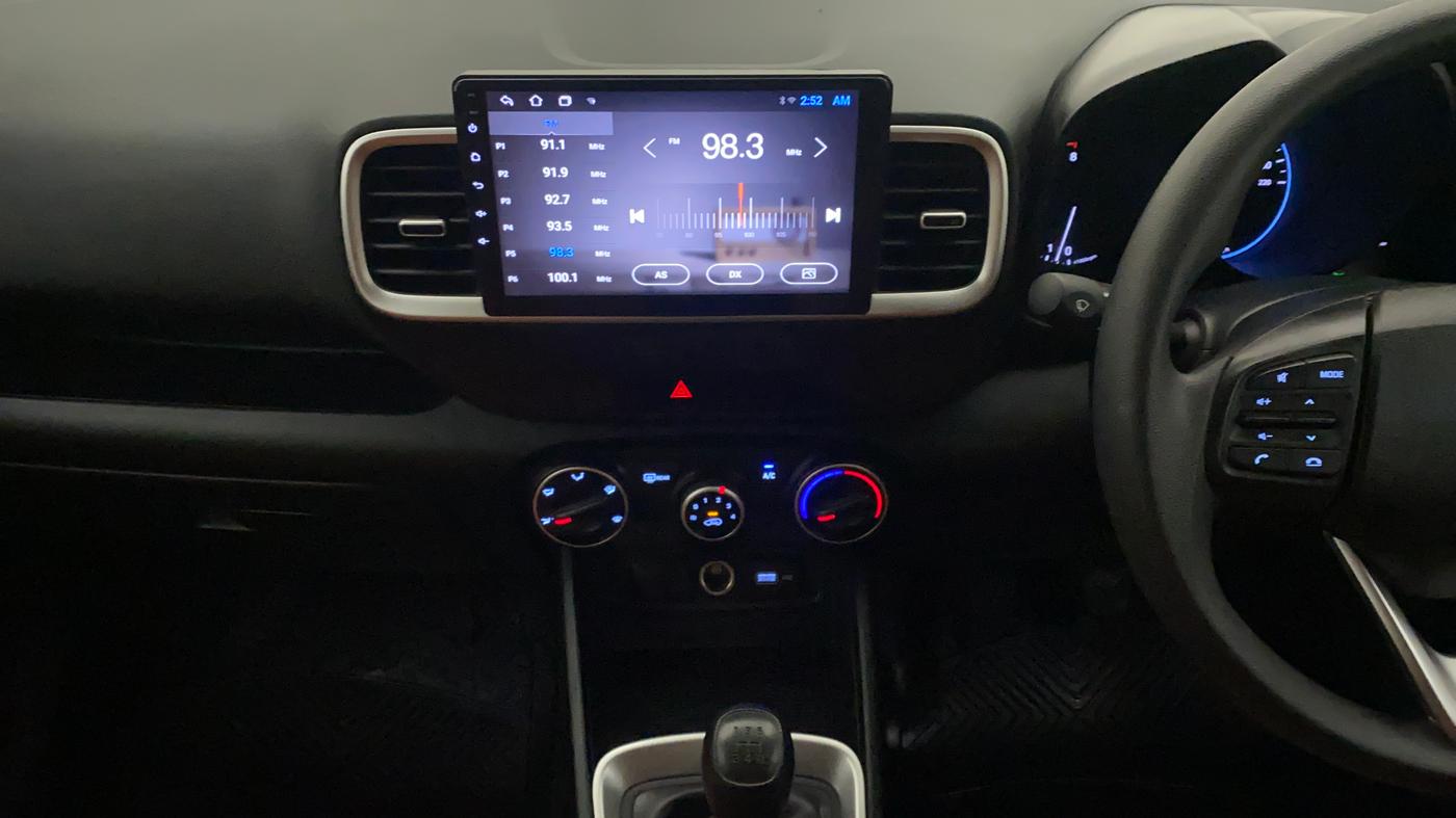 2022 Hyundai VENUE S 1.2, Petrol, Manual, 12,595 km, Air Conditioner