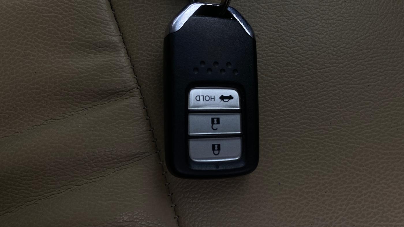 2020 Honda Amaze 1.2L I-VTEC VX, Petrol, Manual, 91,909 km, Key Close Up