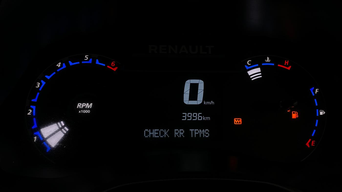 2023 Renault Kiger RXT (O) MT, Petrol, Manual, 3,991 km, Odometer Image