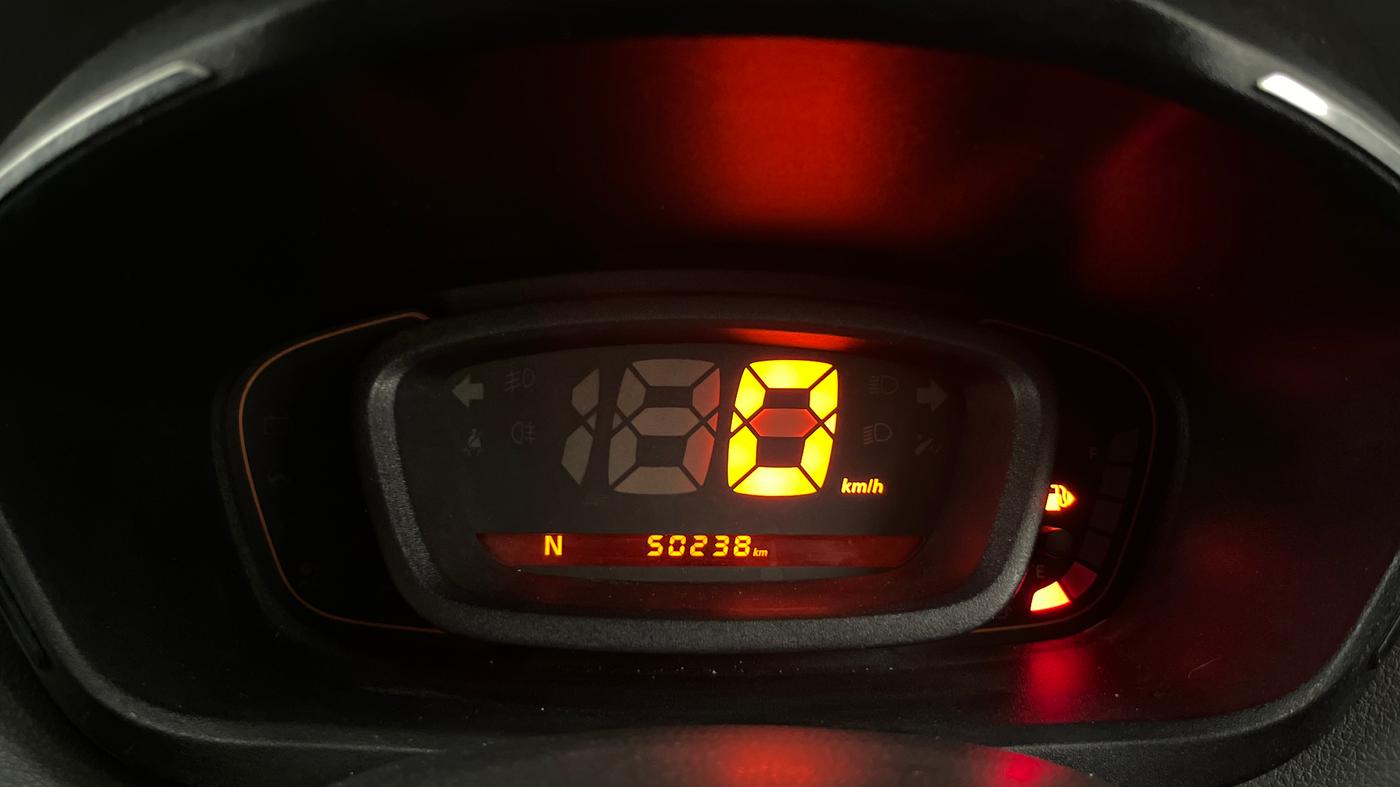 2018 Renault Kwid RXT 1.0 AMT, Petrol, Automatic, 50,237 km, Odometer Image